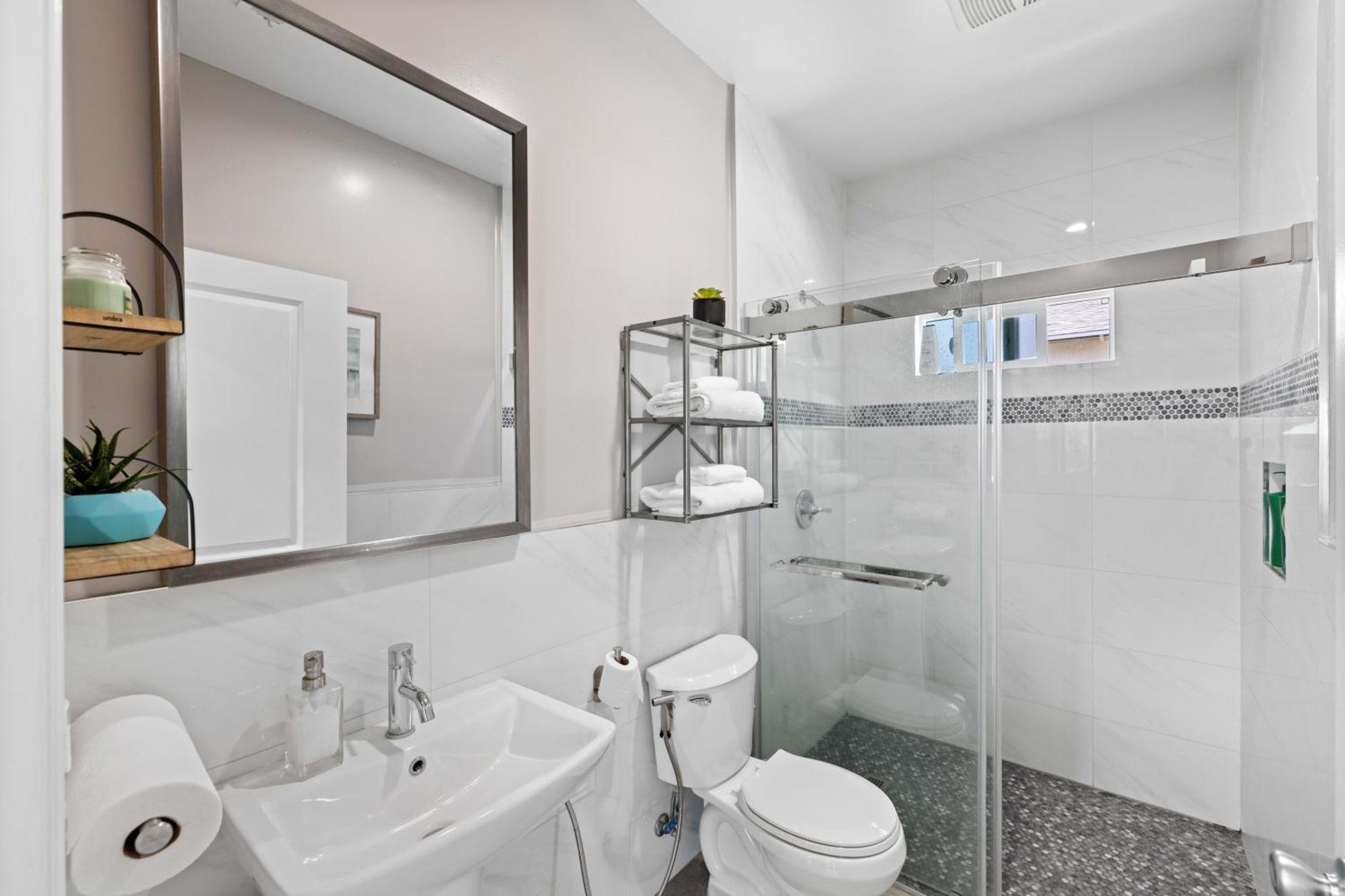 Stylist Home In Convenient Location! 템플시티 외부 사진