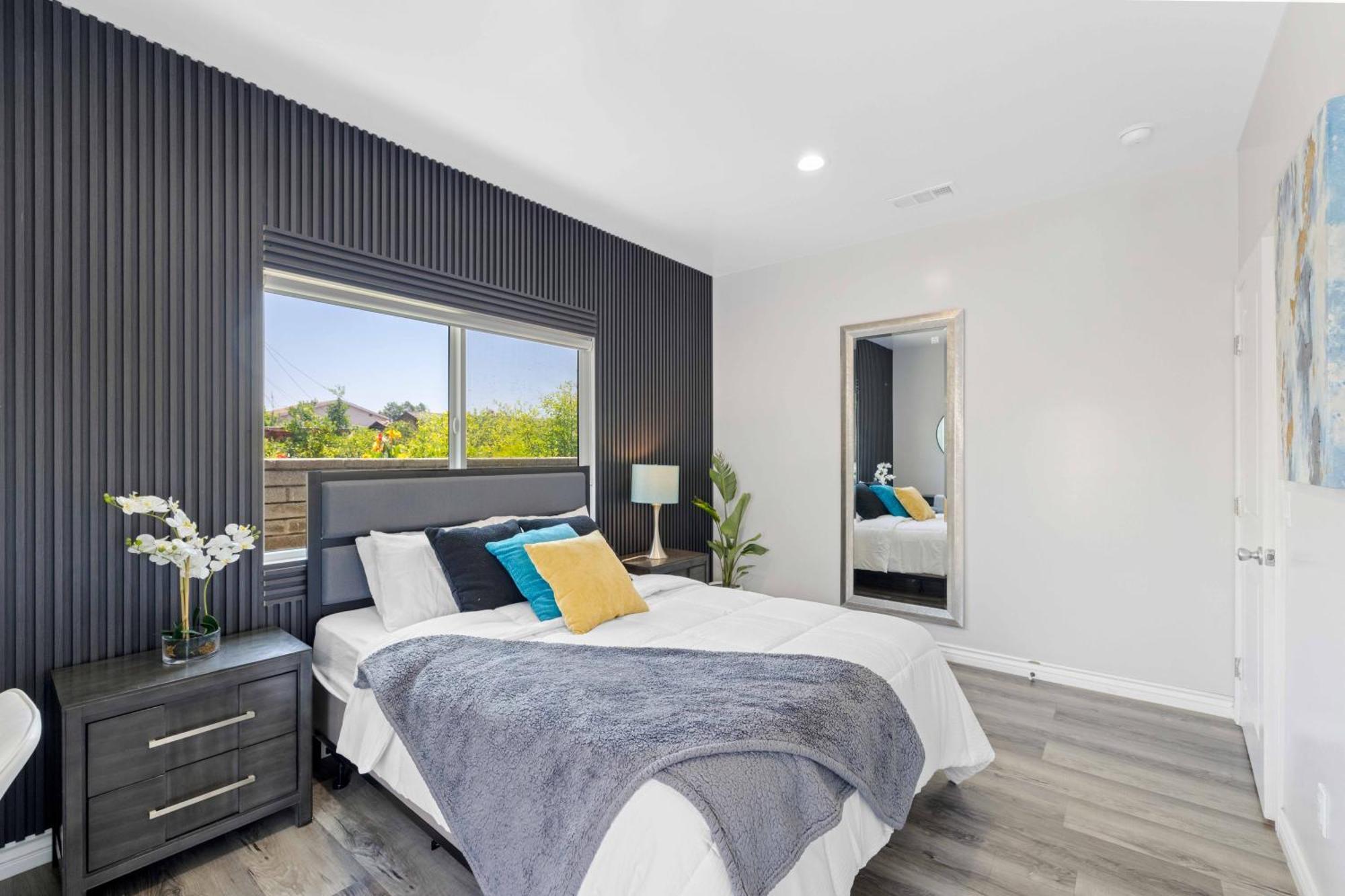 Stylist Home In Convenient Location! 템플시티 외부 사진